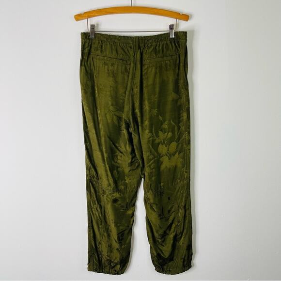 Anthropologie green satin floral cargo cropped jogger pants medium - Picture 4 of 8